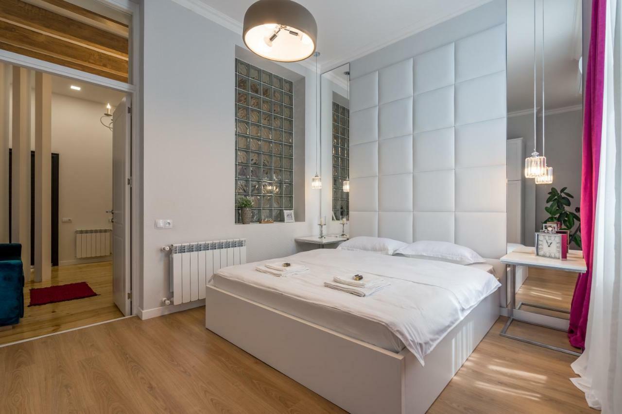 Irina'S Cozy Apartment #21 Tbiliszi Kültér fotó
