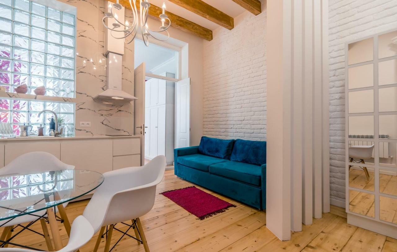 Irina'S Cozy Apartment #21 Tbiliszi Kültér fotó