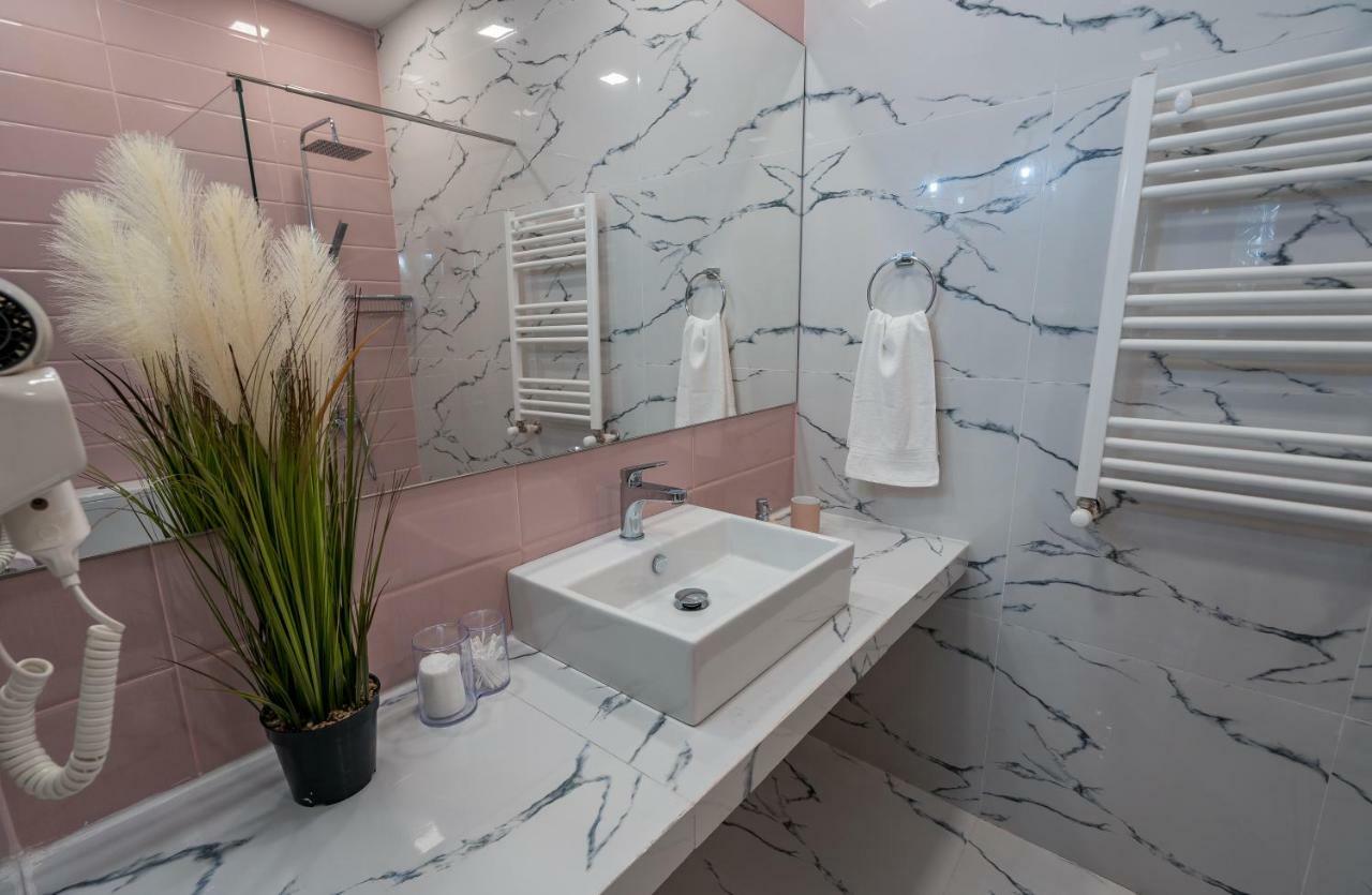 Irina'S Cozy Apartment #21 Tbiliszi Kültér fotó